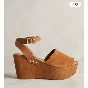 Seychelles Seychelles Forward Platform
Wedges Brown suede wood heel Sandals 10